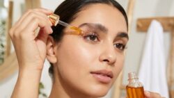 Almond Oil Uses That Support Fuller Eyelash Growth and Thicker Brows Naturally