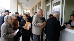 From February 8, pensions will rise: but only for retirees who submit a missing certificate, leaving many saying